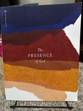 She Reads Truth - The Presence of God Paperback - Study Worbook Devotional